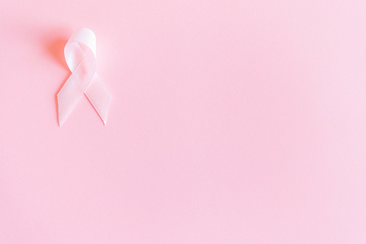 borstkanker: 6 lichamelijk symptomen mag je niet negeren